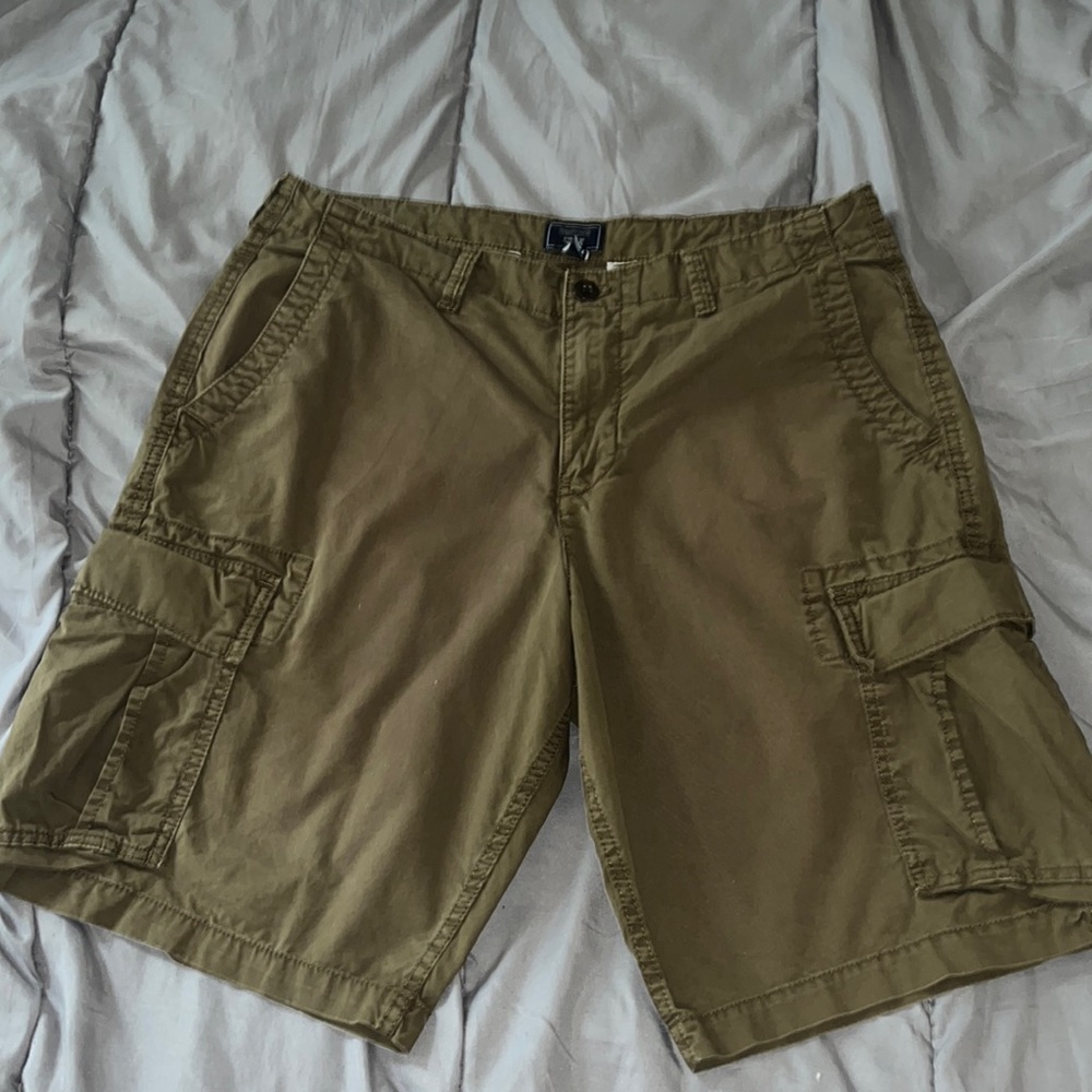 Gap cargo shorts
